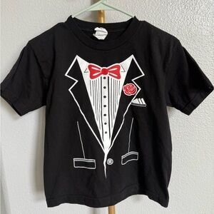 Kids Black Tuxedo Graphic T-Shirt size Medium